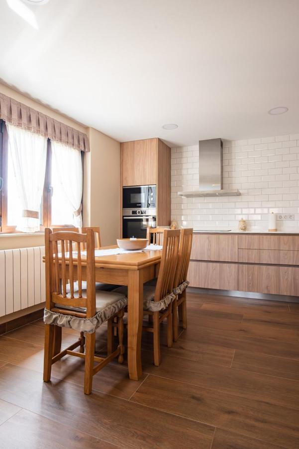 Apartamentos La Cortina Кангас-де-Онис Экстерьер фото