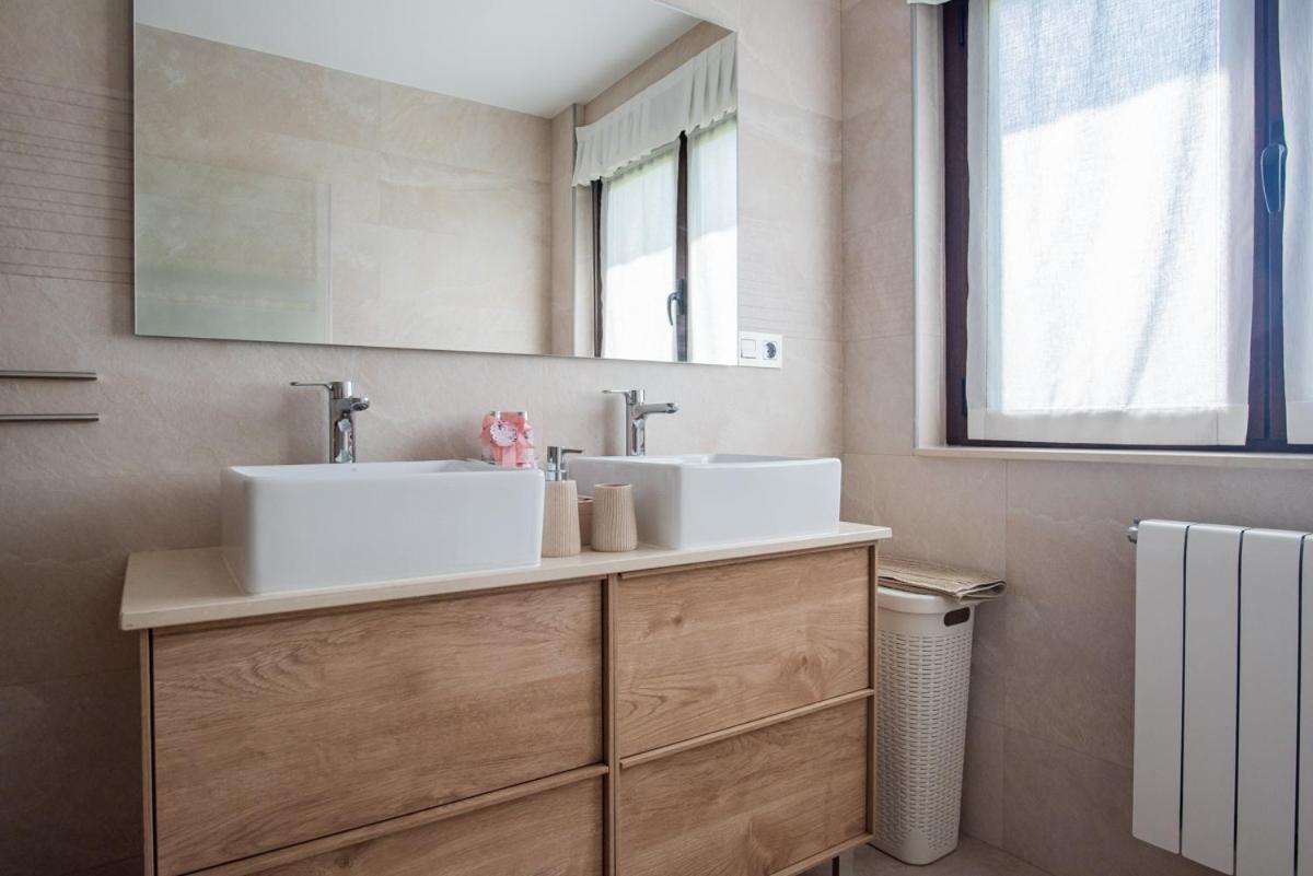 Apartamentos La Cortina Кангас-де-Онис Экстерьер фото